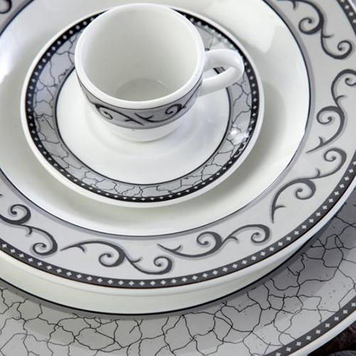 Custom branded plate design